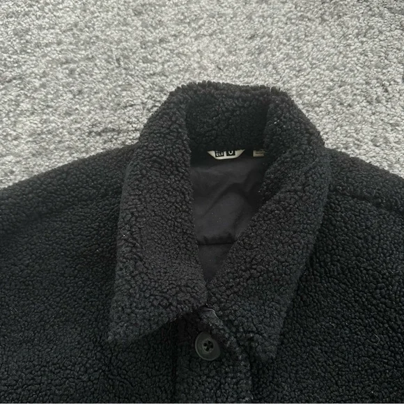 Uniqlo U Sherpa jacket with belt - Picture 5 of 14